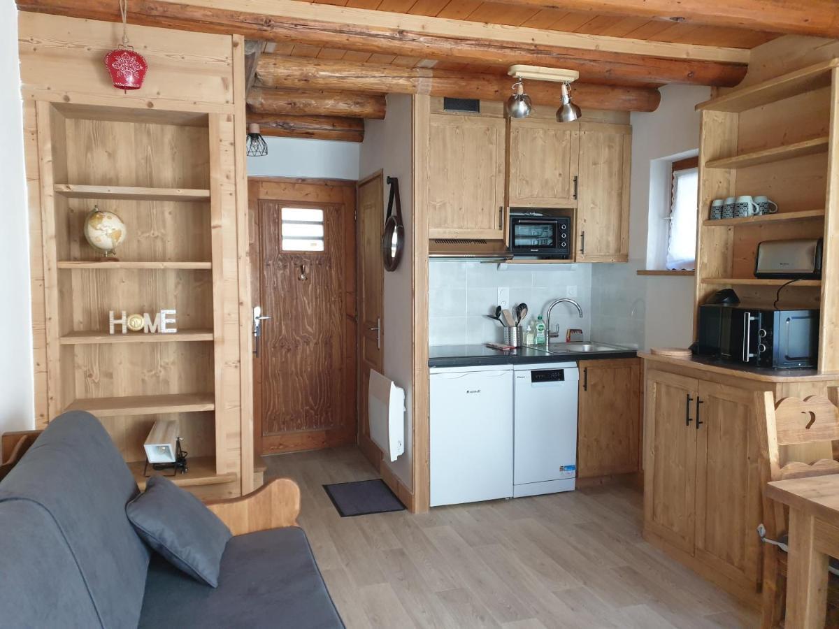 Chalet Les Avernes - Champagny En Vanoise, Domaine La Plagne Paradiski Extérieur photo